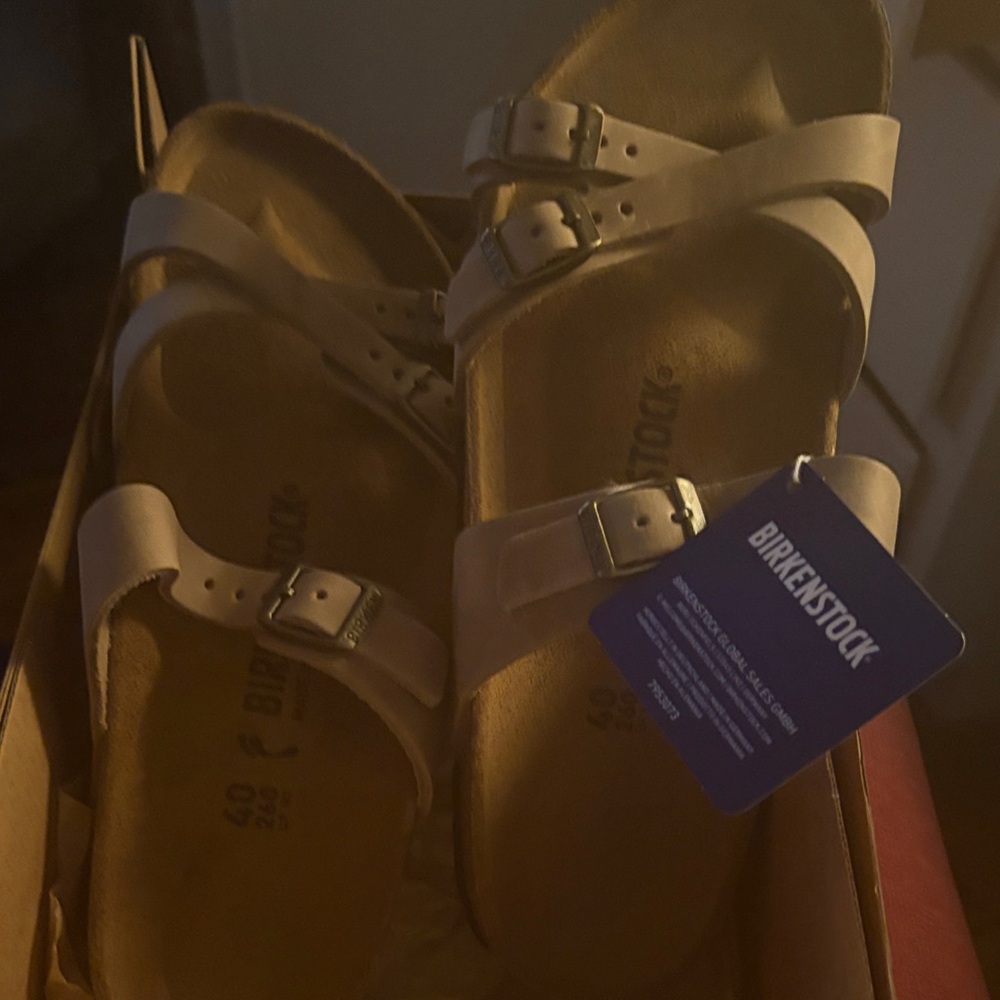 Birkenstock Light Tan Sandals